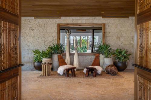 Gambar di galeri bagi Salterra, a Luxury Collection Resort & Spa, South Caicos di Cockburn Harbour