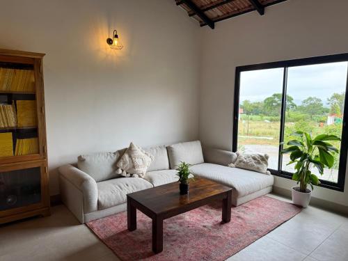 Posezení v ubytování Leopard Hill Resort - Bandipur