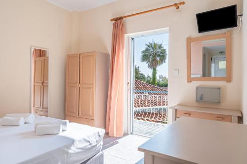 Postel nebo postele na pokoji v ubytování Alex bar apartments