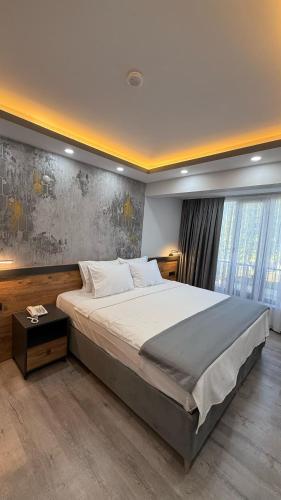 Gallery image of Zeus Otel in Kusadası