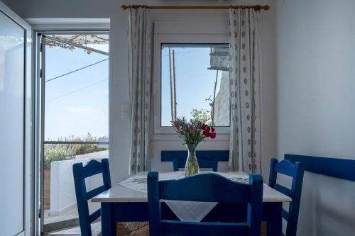 Φωτογραφία από το άλμπουμ του Mirtopolis στον Μύρτο