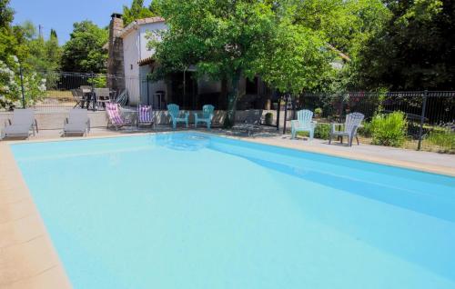Πισίνα στο ή κοντά στο Le Clos De Balazuc