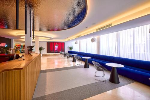 Χώρος καθιστικού στο Universal Hotel Neptuno - Adults Only