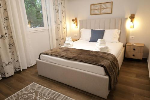 Serenity Villa Apartments