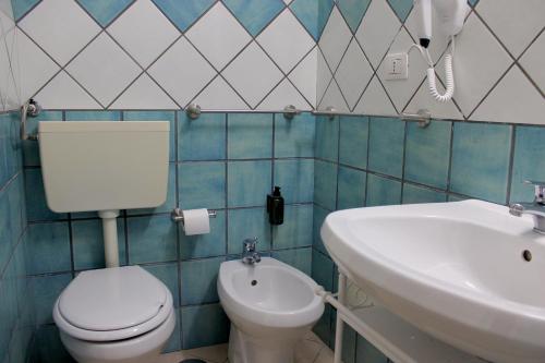 Bilik mandi di EcoLiving Casa Vacanze