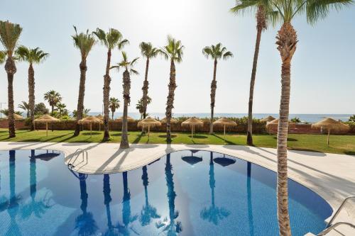 Πισίνα στο ή κοντά στο Hotel Best Oasis Tropical