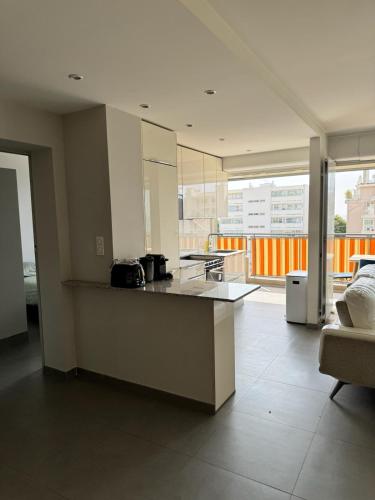 Kuchyň nebo kuchyňský kout v ubytování Superbe appartement vue mer garage privatif ferme