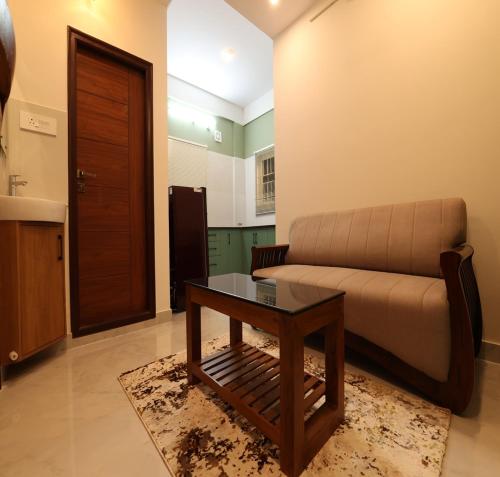 Ruang duduk di Olivette Suites