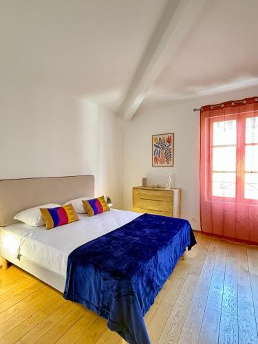 Photo de la galerie de l'établissement Duplex Place du Forum, à Arles