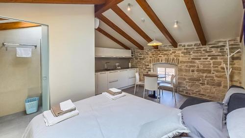 Gallery image of Apartman Palazzo San Zuian in Bale