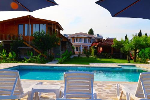 Φωτογραφία από το άλμπουμ του KHEDI winery 