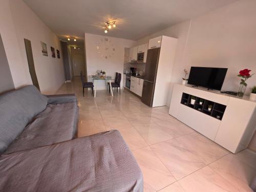 Apartment Ocean View with breathtaking sea view, family friendly, terrace, Wifi, SAT-TV