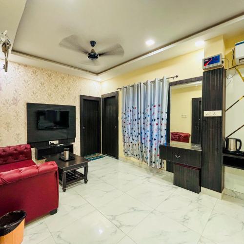Μια τηλεόραση ή/και κέντρο ψυχαγωγίας στο Hotel VK Inn