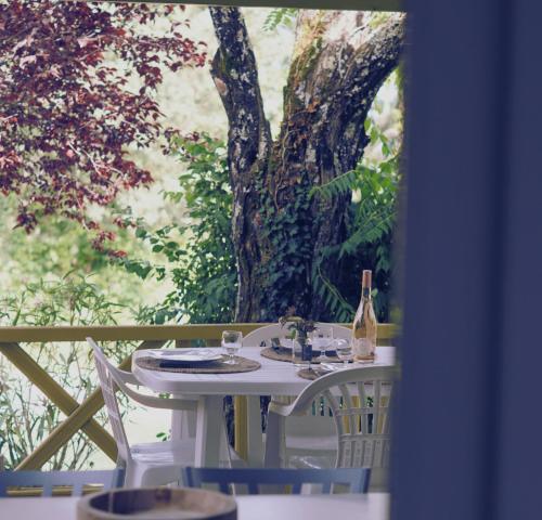 Photo de la galerie de l'établissement Le Boem, à Balazuc