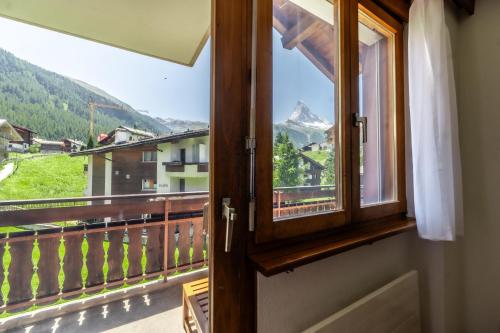 Mountain Home with stunning view - by Inspiring Places Zermatt