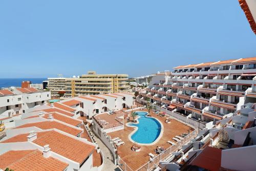 3 bedrooms with views