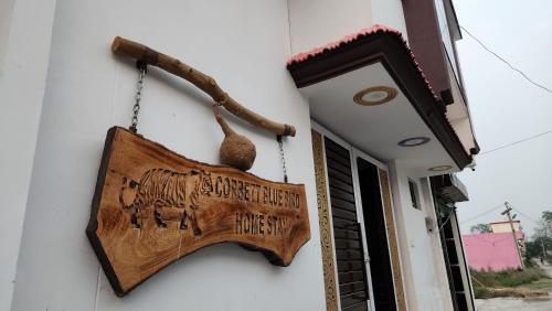 Certifikát, hodnocení, plakát nebo jiný dokument vystavený v ubytování Corbett Blue Bird