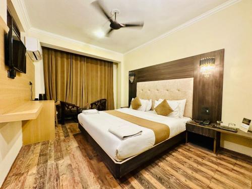 Letto o letti in una camera di Hotel sideeq palace
