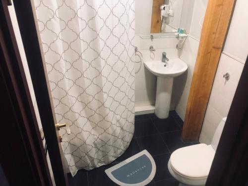 Koupelna v ubytování Hotel Aleksandria