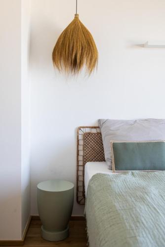 Una cama o camas en una habitación de Bretterbude Steiermark