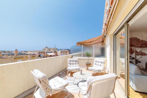 Photo de la galerie de l'établissement SAN SEVERINA - Spacious apartment in city center, à Menton