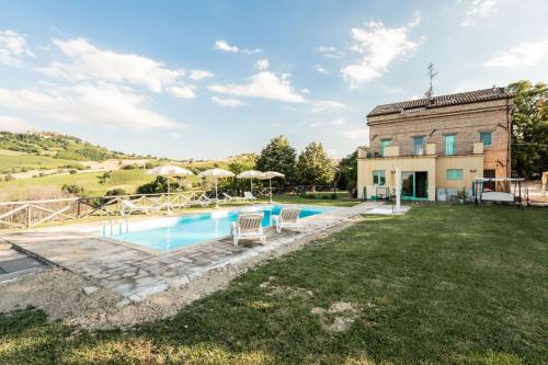 Πισίνα στο ή κοντά στο Villa Checco by MMega