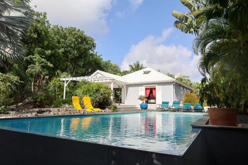 Villa 5 étoiles Piscine à débordement accès PMR