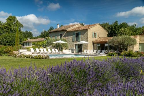 Photo de la galerie de l'établissement Gîte Traversant Gordes, à Gordes