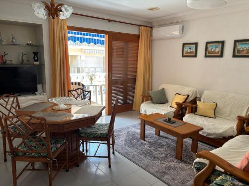 Beachside Two-Bedroom Apartment