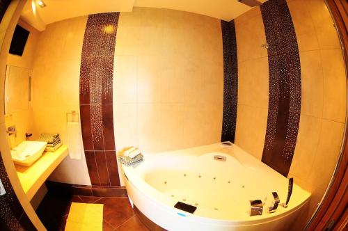 Ένα μπάνιο στο Marina Beach