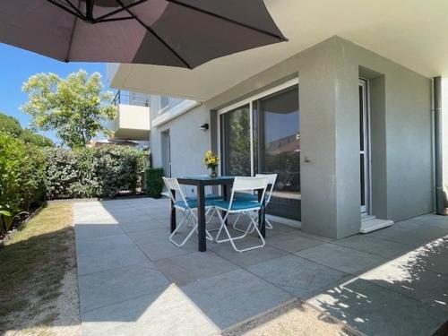 Appartement T3 neuf avec terrasse et parking proche plage - FR-1-308-210