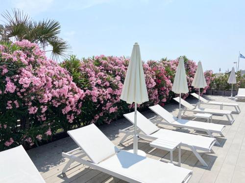 Gambar di galeri bagi Tahiti Suite Frontemare - Jesolo - SOLO FAMIGLIE di Lido di Jesolo