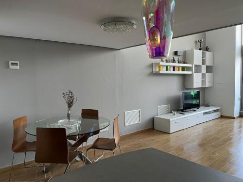 Loft con jacuzzi y piscina