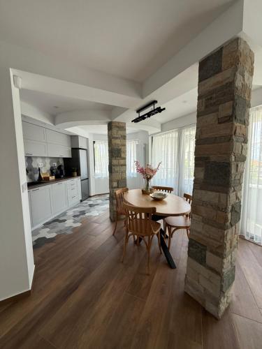 Cucina o angolo cottura di Gorna Banya luxury apartments