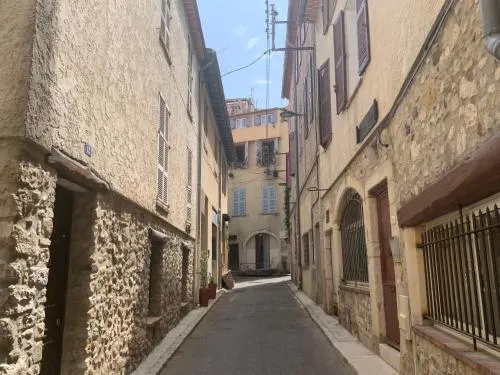 appartement avec patio vielle Antibes photo 1