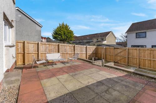 Gallery image of Free Parking - Central - Sleeps 8 - 3 Bedrooms in Livingston