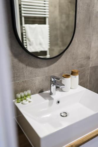 Allure Premium Residence