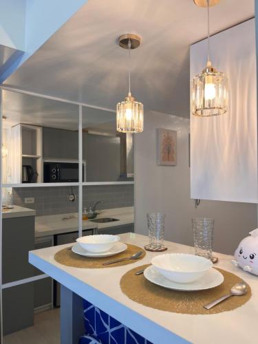 Η κουζίνα ή μικρή κουζίνα στο CJ's Cozy Home