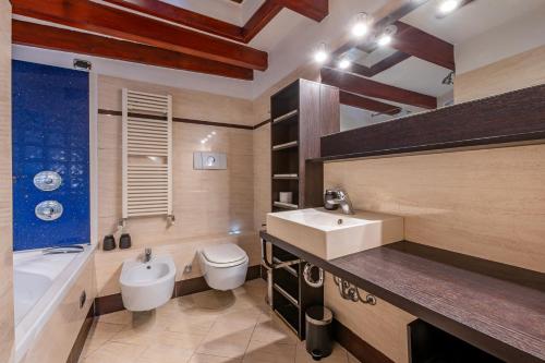 De Amicis' Nest - City Center