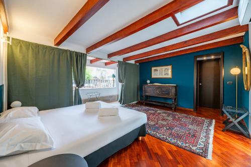 De Amicis' Nest - City Center
