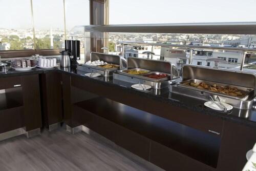 Mad på hotellet eller i nærheden