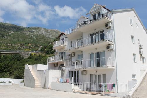 Apartment Avoca