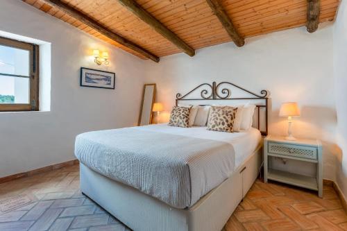 Monte Solteiras in Tavira by Lovelystay