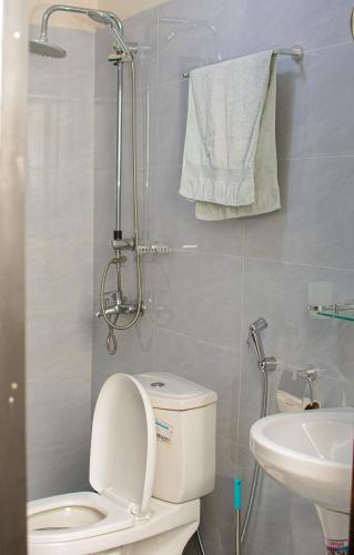 Bilik mandi di Appartement meublé Nsam