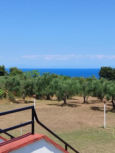 Φυσικό τοπίο κοντά σε αυτή η παραθεριστική κατοικία