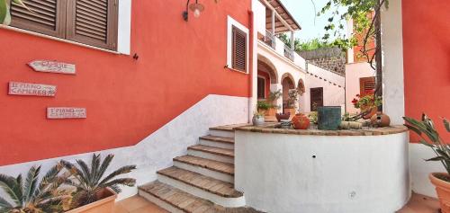 Imagen de la galería de Cala Dei Romani, en Ventotene