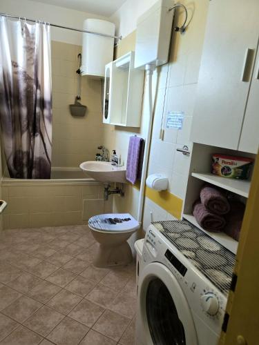 KidsFriendly Cozy Apartment