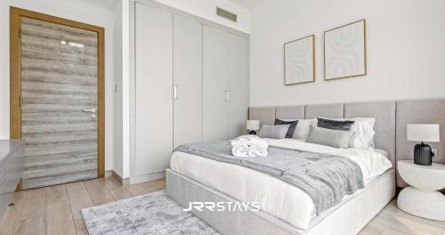 Elegant Luxury 1BR - Modern Design - JVC