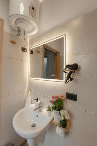 Salle de bains dans l'établissement Monolocale confortevole Uso Esclusivo