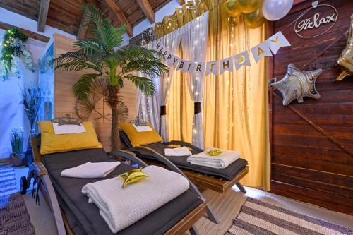 Fotografia z galérie ubytovania Apartman u vili sa privatnim bazenom i privatnom wellness oazom v destinácii Varaždin